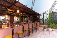 Swiss Inn Nile Hotel - bars