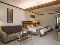 Rainbow Hotel Hotels near Zhiben