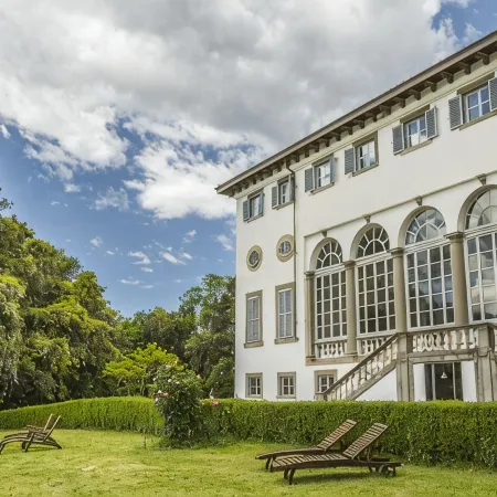 Tenuta Guinigi Antico Borgo di Matraia - Exclusive Holidays Apartments & Pool