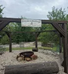 Sunflower Cabin - Peaceful Stay w/ Fire Pits & Kayaks