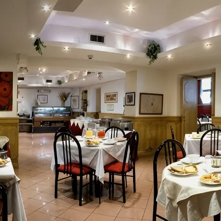 Hotel Delle Muse Отели рядом с достопримечательностью «Тор-ди-Квинто»