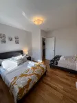 Vibrant 3-BED Stay In Great Neighborhood Near NYC - Condos