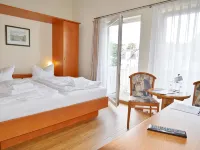 R&R Hotel Strandallee Hotels in Baabe