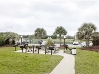 Myrtle Beach Ocean Front condo with private pool, beach access. - สระว่ายน้ำส่วนตัว