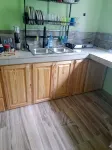2 bedrooms, 1 bathroom, kitchen, WiFi, and AC in Greendale, Spanish Town. โรงแรมใน
