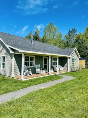 The Central Ranch— minutes to Acadia & Coastal Maine
