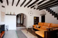 Cozy stay next to the Tramuntana mountains - Wifi
