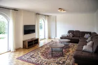 Ganzes Haus für den Gruppen- und Familienurlaub - Homestays