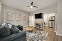 Charming 1-bedroom apartment in downtown Fort Wayne - ห้องครัว