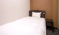 R9 Hostel Tochigi Ekimae - Male Only Các khách sạn ở 