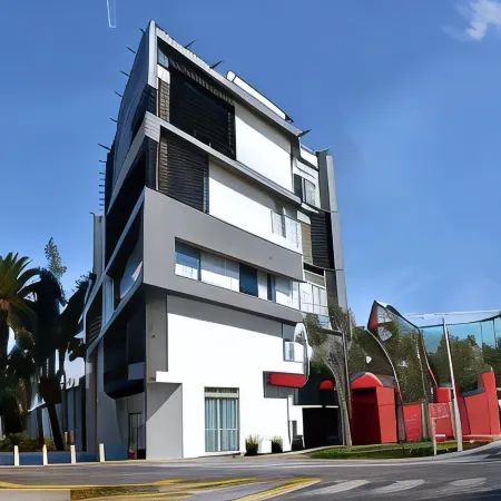 Esduma HK Hotel Pachuca
