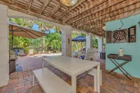 Your Personal Resort-7Br-12 Beds, Pool, Bocce Ball, Boating & so Much More! - 4 stjerner