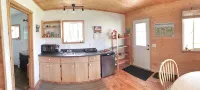 Cozy Cabin in Kettle Valley