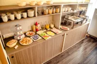 Kamelot Apart-Hotel - breakfast