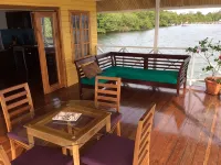Bocas Villas - Private Acqua Villas - Homestays