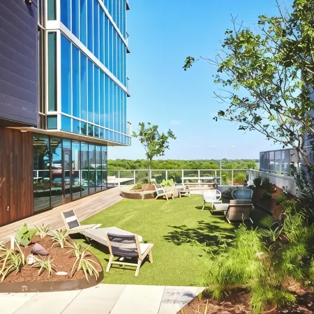Luxury Downtown Austin condo with Rooftop Pool, Private Balcony & Lake View