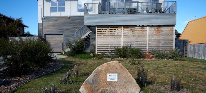 GRANITE BEACH HOUSE @ Binalong Bay of Fires Hotels in Binalong Bay