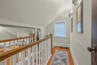 Cedar Falls Gem: Vintage Home With Modern Comforts Near Historic Downtown! - 4-Star