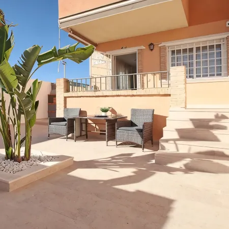 Casa Olivia mit Beheizbaren Privatpool - 5 Min. vom Strand Entfernt