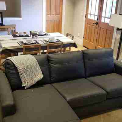 Trinity:  Ski Access  Great Guest House-Recently Upgraded! Others
