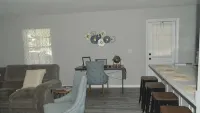 Charming 2-bedroom remodel house in welcoming St. Cloud with WiFi, AC - Wifi