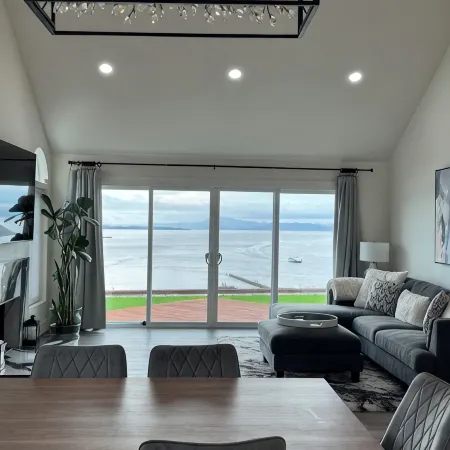 Luxury Waterfront Home – 3BR, 4 Beds, Stunning Views, Quiet Retreat & Comfort