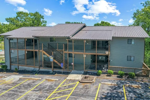 Colorful, Fun-Filled Condo - 5 Minutes to SDC - Apartments