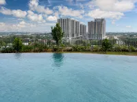 Newly 1BR Apt Cikarang with Pool Gym & Wi-Fi - Homestays