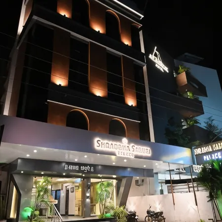 Hotel Shradha Saburi Palace