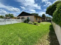 Sea Breeze - 2BR Apartment -  Near all beach excursions and WPB nightlife. -  Apartamentos vacacionales