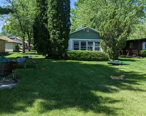 Classic Green Lake cottage, lakefront, screened boathouse deck, dock, swimming Hotels in Green Lake County