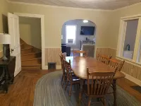 Country farm house near Port Clinton perfect for fishing and Lake Erie getaways. - Wifi