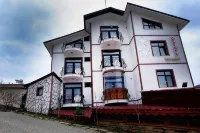 Sarimese Hotel Отели в г. 