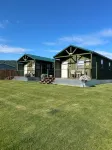 Dora’s Cabin at Grans – Flathead Lakefront, Firepit, Dock, Kayaks, Pet Friendly.