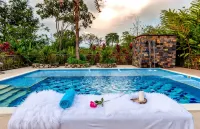NQ Hotel Orinoquia - Pool