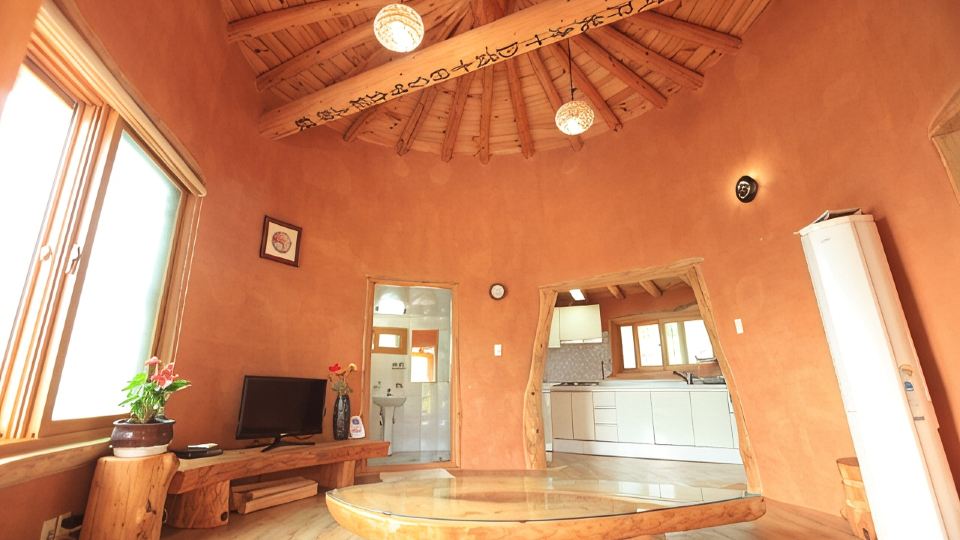 Hadong Mud House Island Jin River Pungyeong Pension