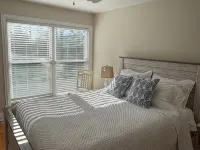 Lake Michigan Beach Is Across Street, 6 Person Hot Tub, Fire Pit, New Bathrooms Hotels in Chikaming Township