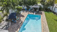 Have fun with the whole family at this beautiful Florida home. - Pools