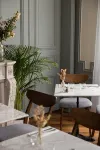 Le Charmant Hôtel - breakfast