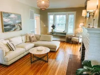 Private Kilmarnock Home: Walk to Dining + Minutes to Wedding Venues & Wineries - 4-Star