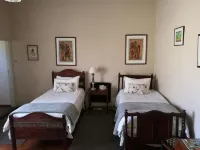 Walkerbouts Inn Rhodes - Pet friendly