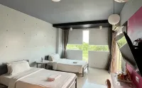 A+ Hotel - balcony