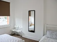 Corner House Apartment - 3-Star