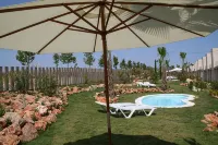 L' Escala Resort - Beach