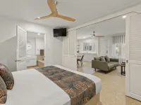 Moonlight Bay Suites Hotels in Broome