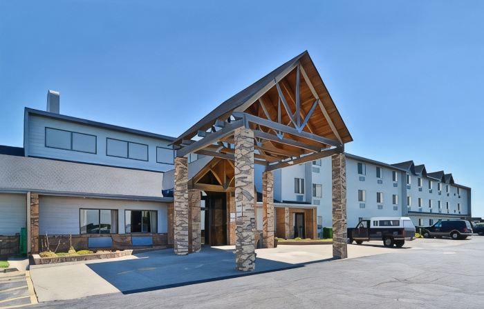 Ramada by Wyndham Platte City KCI Airport