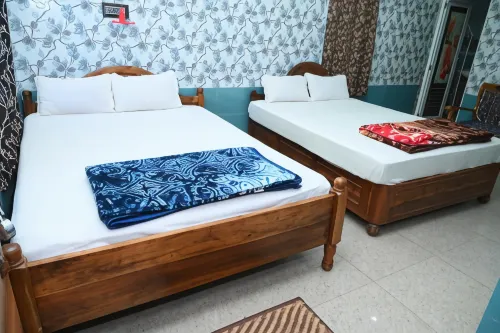 Holiday Inn - Homestays