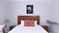 Diane Luxurious Homes - balcony