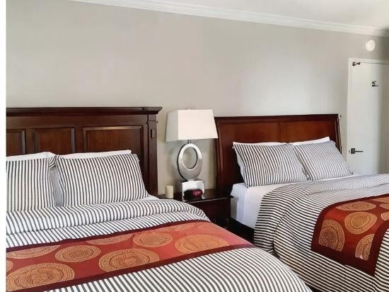 HOT LANTA Inner City Luxury Condo Decent and Comfy