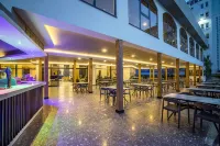Blue Star Hotel - Cheap